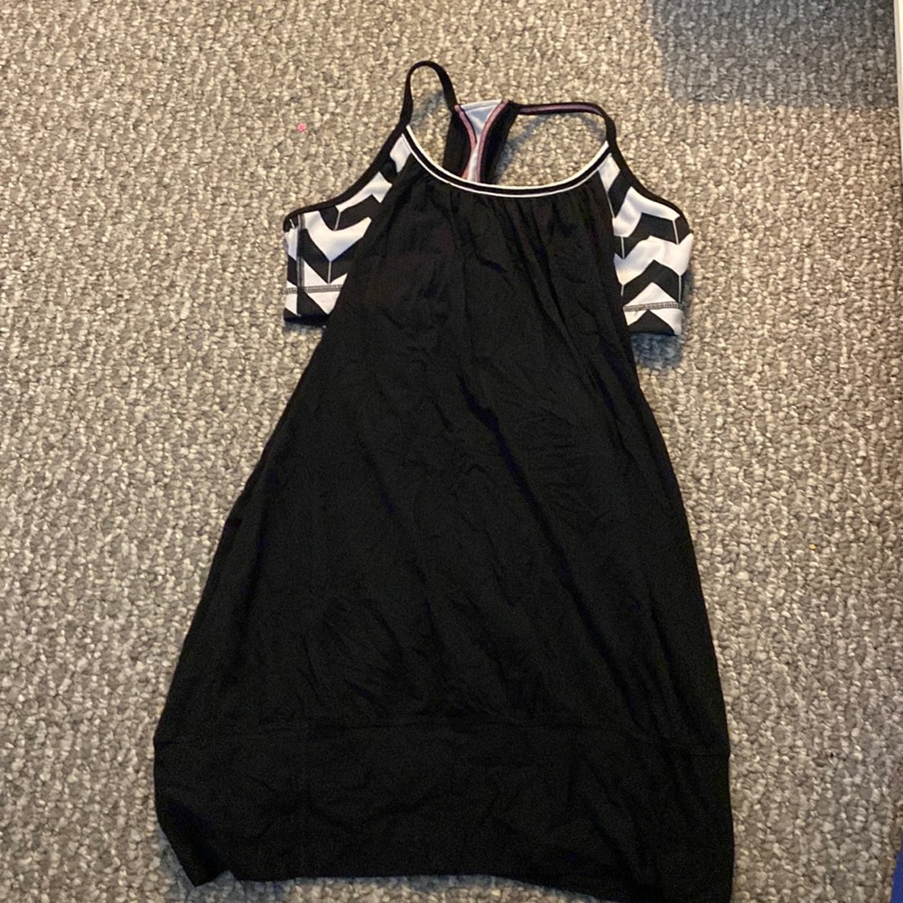 Lululemon one piece tank & built in sports bra.